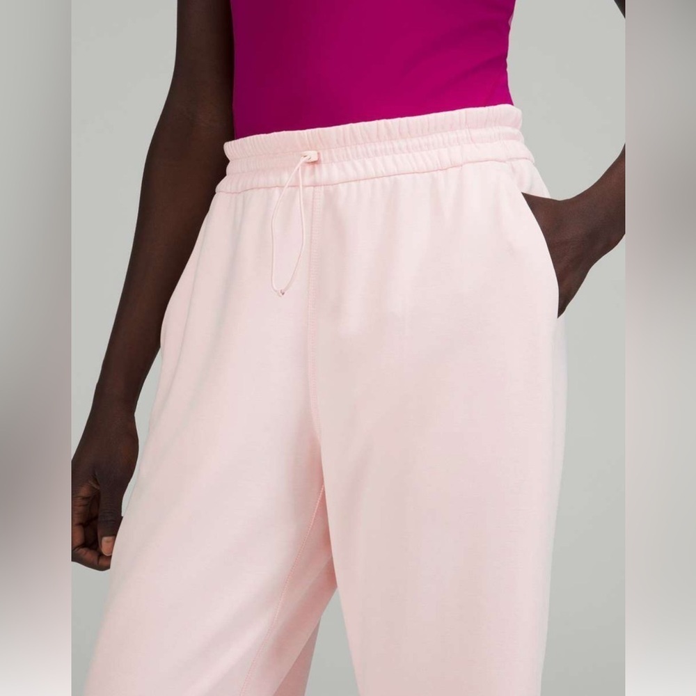 Lululemon Softstreme High-Rise Pant strawberry milkshake size 2 - Picture 5 of 9